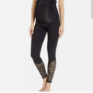 Beyond the Bump lace leggings